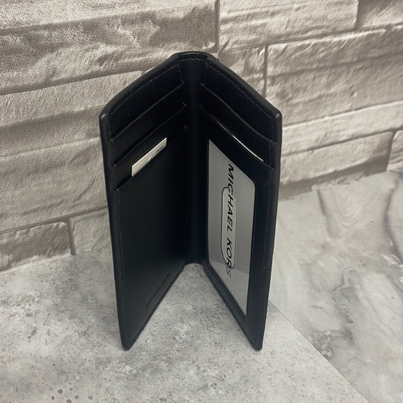 Michael Kors Cooper Colorblock Black and Pink Logo Camera Crossbody & Wallet Set - Picture 14 of 15